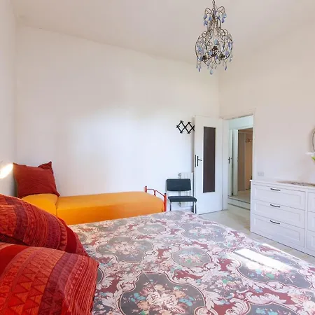2 Bedroom Cozy In -pi- 蒂勒尼亚
